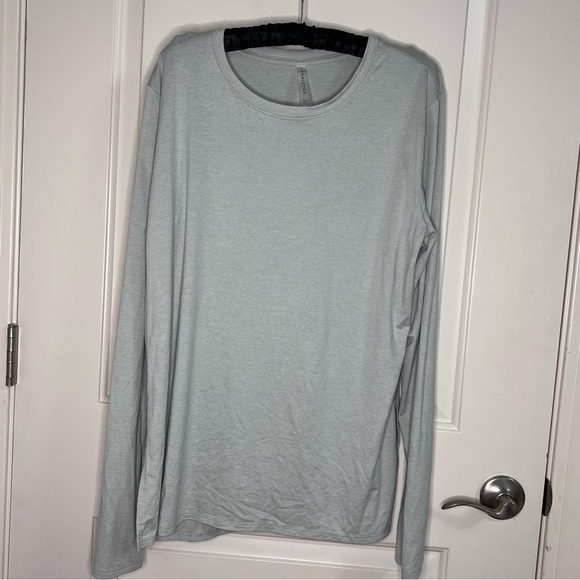 Dry-Flex Long-Sleeve Active Shirt - Picture 2 of 12